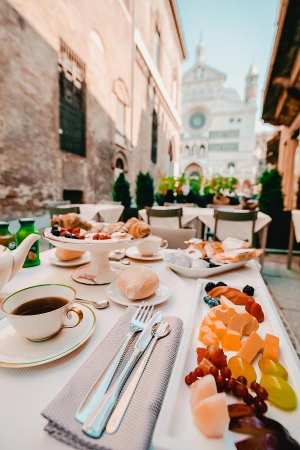 Hotel Duomo Cremona Exterior foto